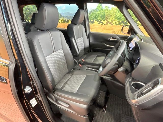 TOYOTA NOAH HYBRID 2026 Image 31