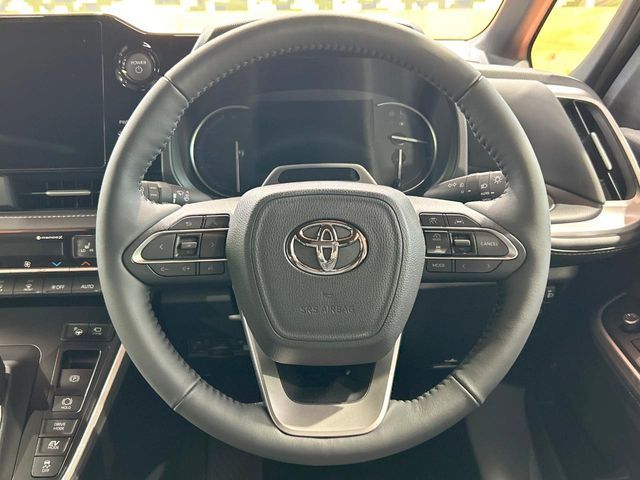 TOYOTA NOAH HYBRID 2026 Image 31