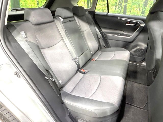 TOYOTA RAV4 HYBRID 4WD 2019 Image 31