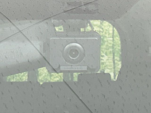 TOYOTA VOXY 2014 Image 31