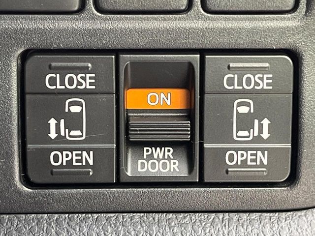 TOYOTA VOXY 2020 Image 31