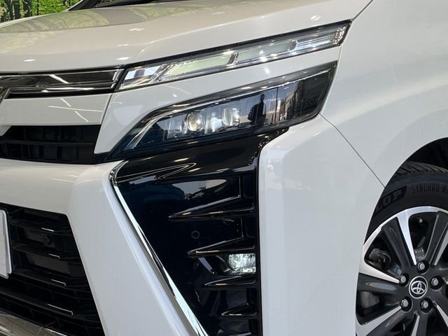 TOYOTA VOXY 2020 Image 31