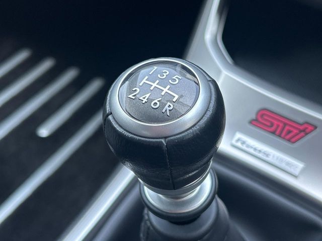 SUBARU IMPREZA WRX 5DOOR 2010 Image 31