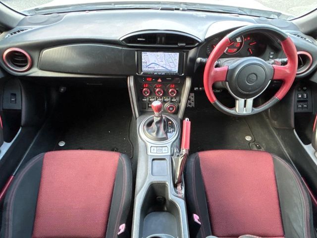 TOYOTA 86 2012 Image 31