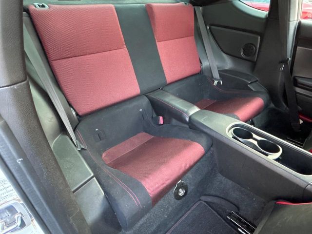 TOYOTA 86 2012 Image 31