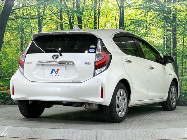 TOYOTA AQUA 2018 Image 31