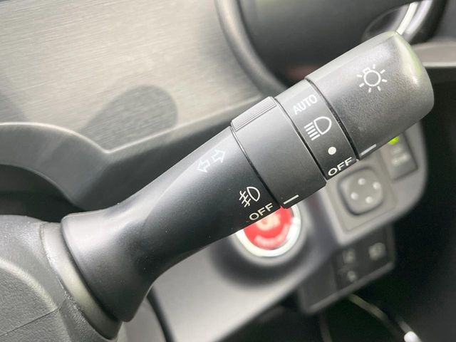 TOYOTA AQUA 2016 Image 31