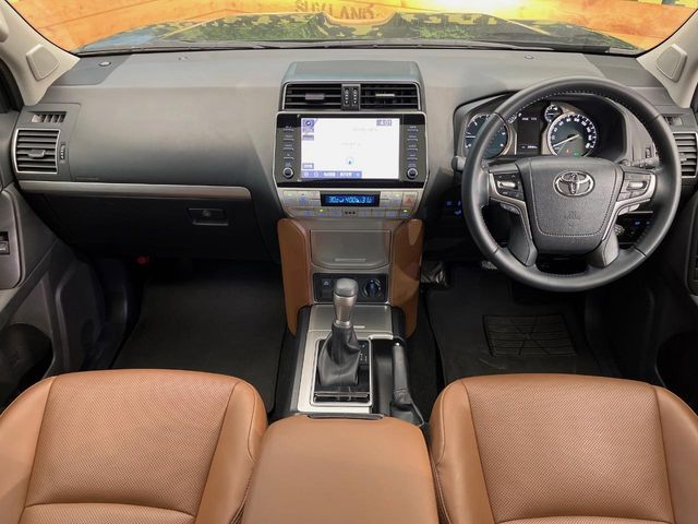 TOYOTA LANDCRUISER PRADO 2022 Image 31