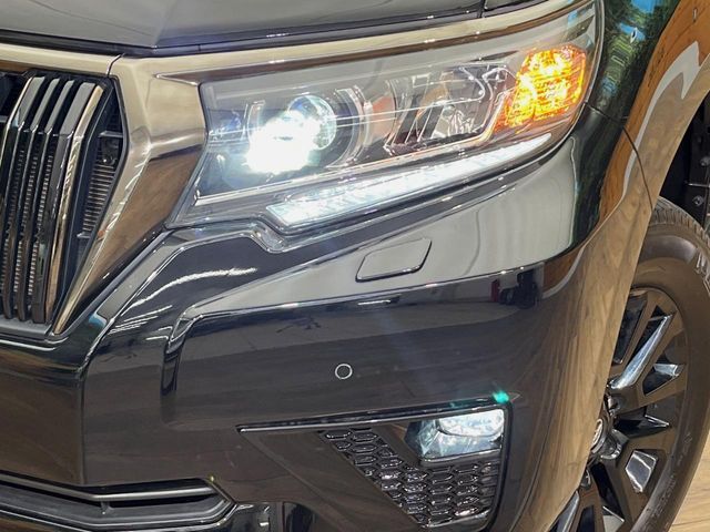 TOYOTA LANDCRUISER PRADO 2022 Image 31