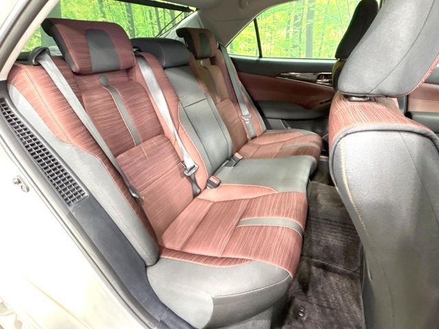 TOYOTA CROWN SEDAN HYBRID 2013 Image 31