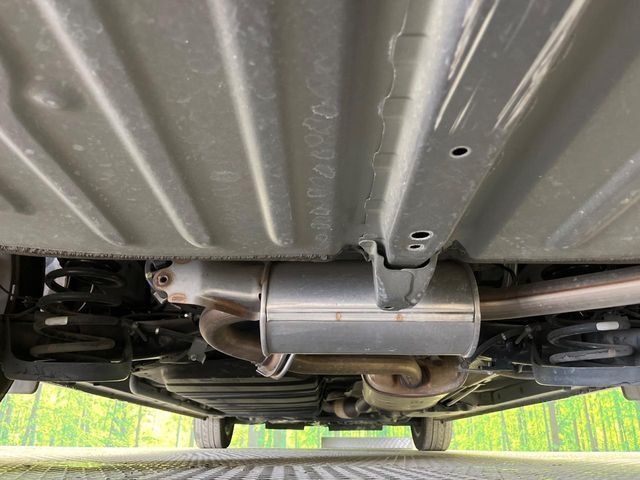 TOYOTA ESQUIRE 2018 Image 31