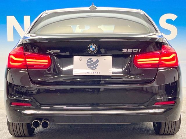 BMW 3SERIES SEDAN 2018 Image 31