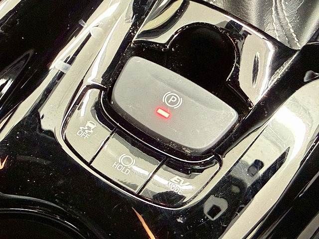 TOYOTA C-HR 2020 Image 31