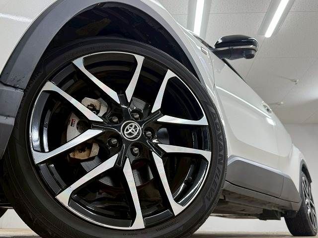 TOYOTA C-HR 2020 Image 31