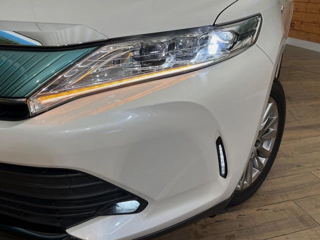 TOYOTA HARRIER HYBRID 2018 Image 31