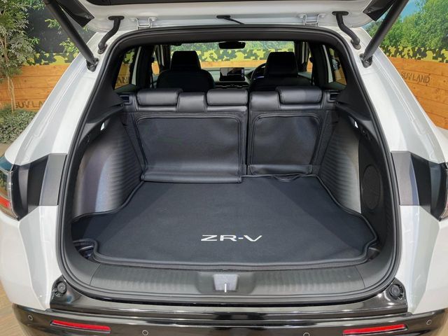 HONDA ZR-V E:HEV 2024 Image 31