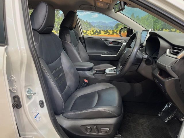 TOYOTA RAV4 HYBRID 4WD 2020 Image 31