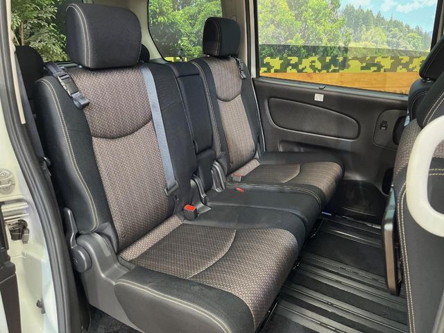 NISSAN SERENA  WG 4WD 2014 Image 31