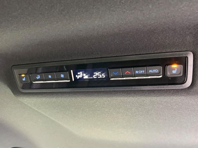 TOYOTA VOXY HYBRID 2026 Image 31