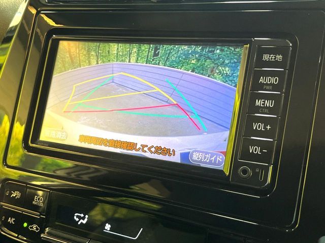 TOYOTA PRIUS 2017 Image 31