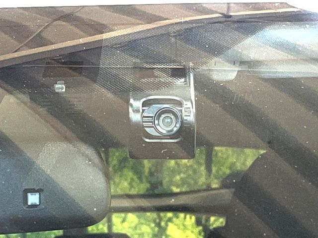 TOYOTA PRIUS 2017 Image 31