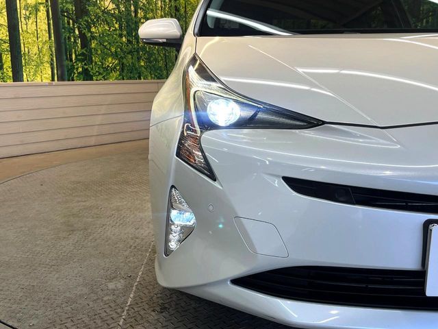 TOYOTA PRIUS 2017 Image 31