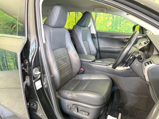 TOYOTA LEXUS NX200T 2017 Image 31