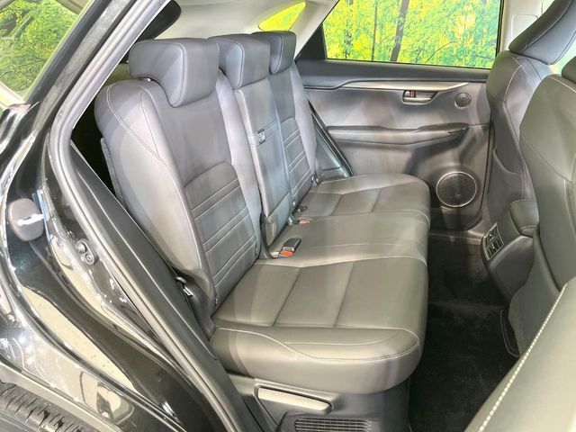 TOYOTA LEXUS NX200T 2017 Image 31