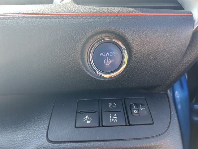 TOYOTA SIENTA HYBRID 2015 Image 31