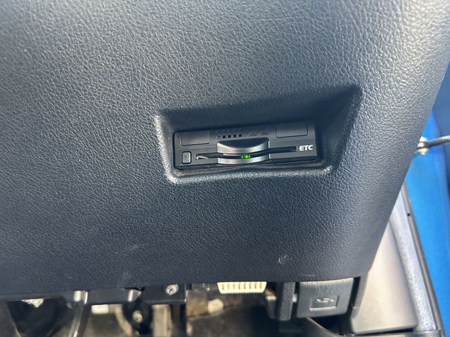 TOYOTA SIENTA HYBRID 2015 Image 31