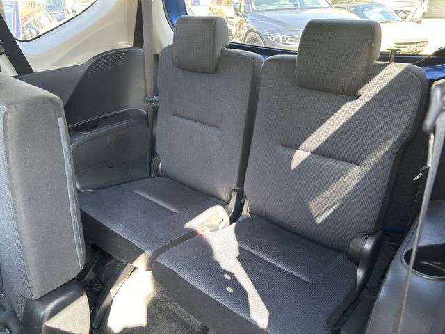 TOYOTA SIENTA HYBRID 2015 Image 31