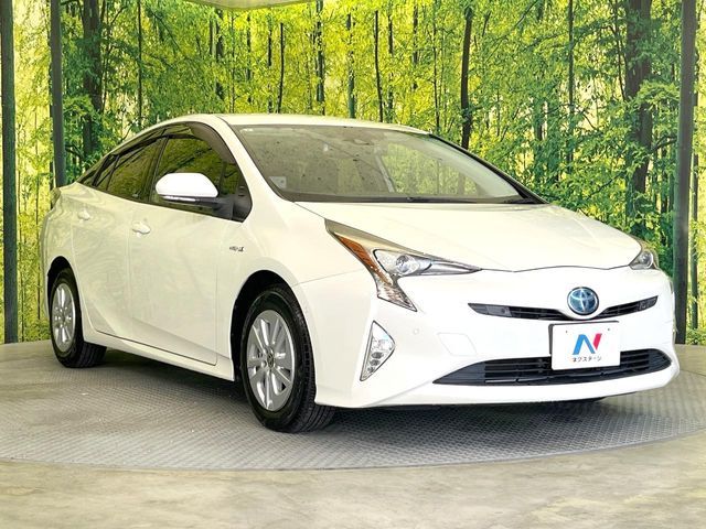 TOYOTA PRIUS 2017 Image 31