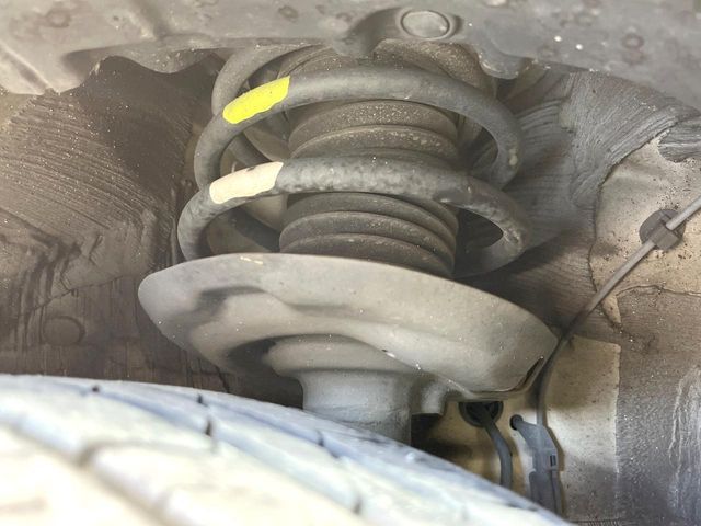 TOYOTA PRIUS 2017 Image 31