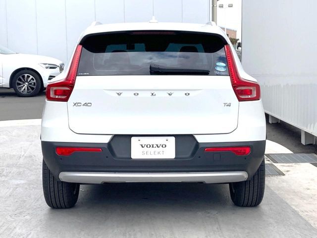 VOLVO XC40 2018 Image 31
