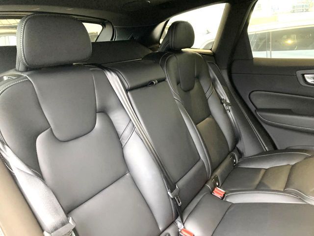 VOLVO XC60 2025 Image 31