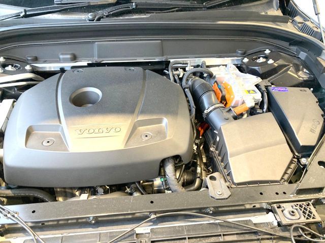 VOLVO XC60 2025 Image 31