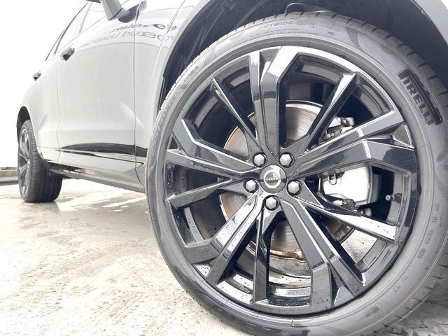 VOLVO XC60 2025 Image 31