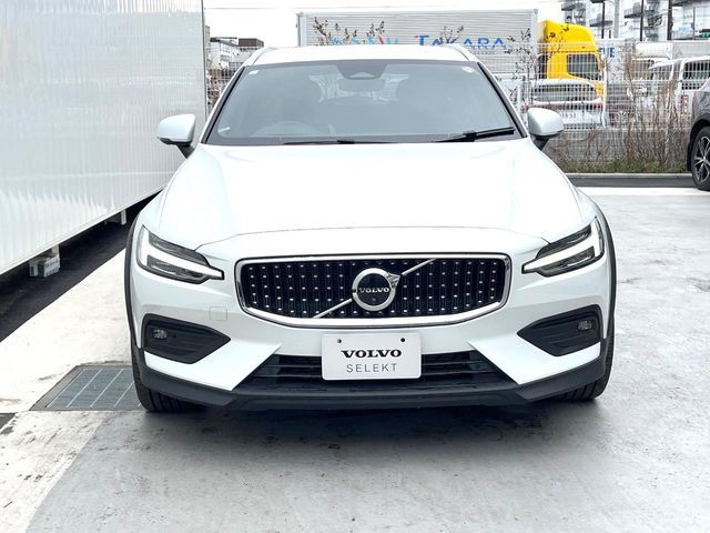 VOLVO V60 CROSS COUN 2023 Image 31