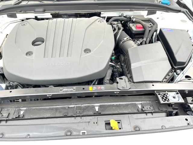 VOLVO V60 CROSS COUN 2023 Image 31