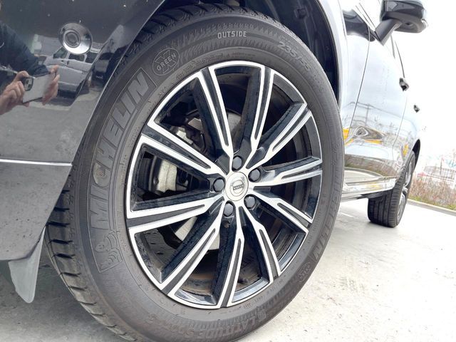 VOLVO XC60 2019 Image 31