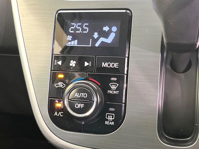 DAIHATSU MOVE CUSTOM 2015 Image 31