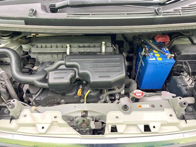 DAIHATSU MOVE CUSTOM 2015 Image 31