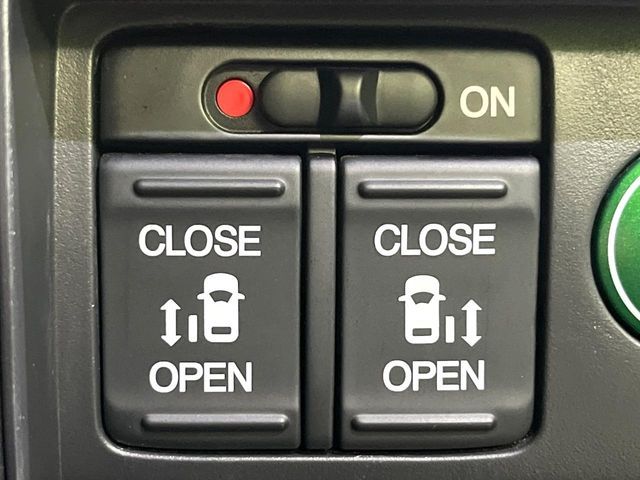 HONDA ODYSSEY 4WD 2014 Image 31