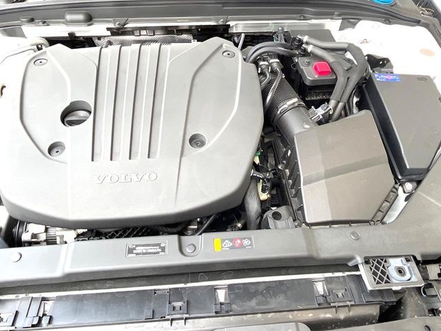 VOLVO V60 2022 Image 31