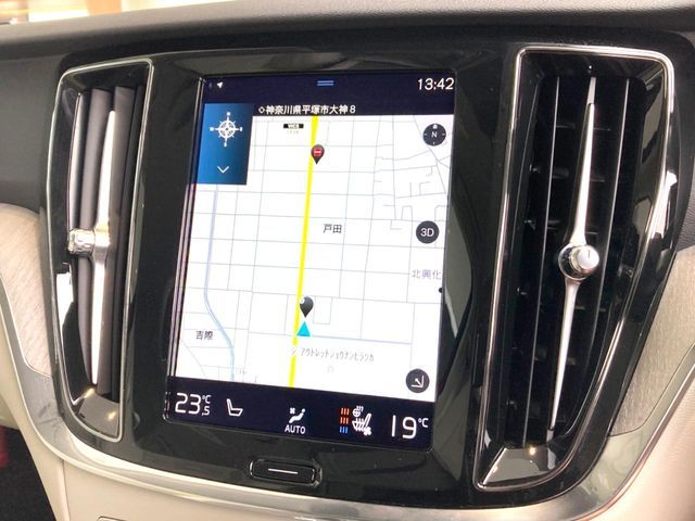 VOLVO V60 2021 Image 31