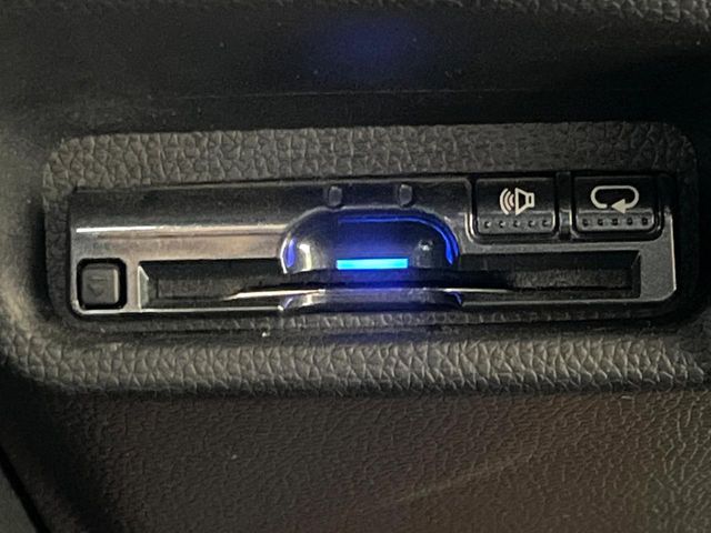HONDA FIT HYBRID 2014 Image 31