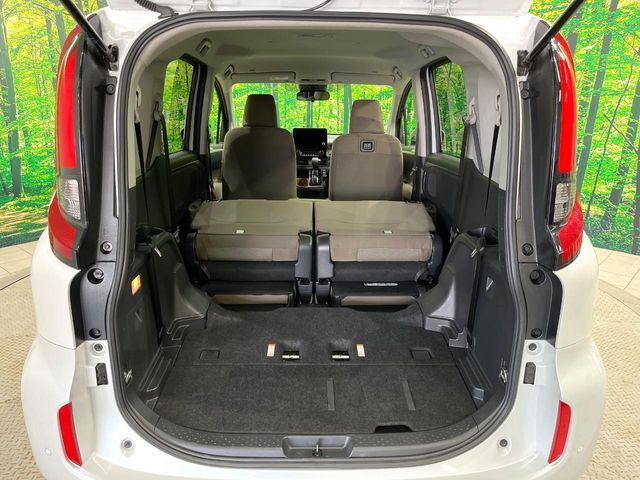 TOYOTA SIENTA HYBRID 2025 Image 31