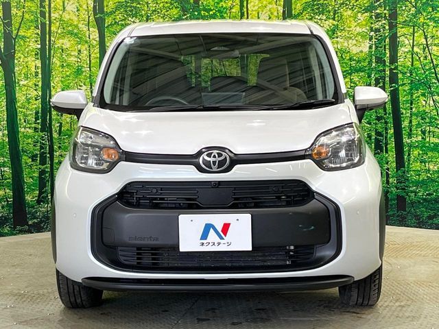 TOYOTA SIENTA HYBRID 2025 Image 31