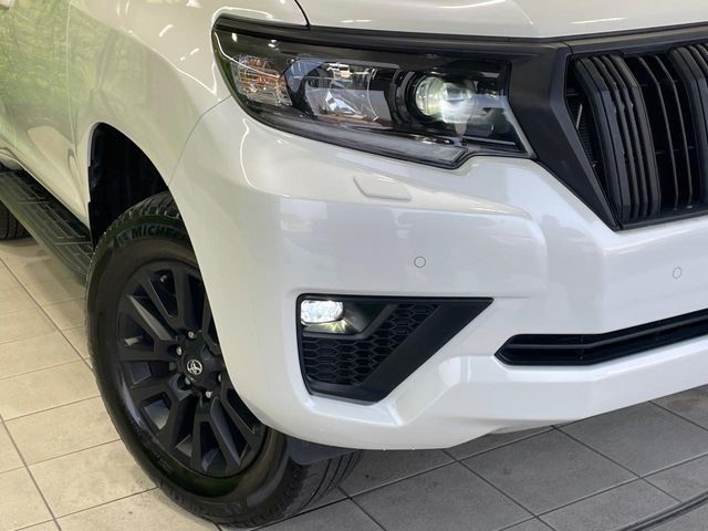 TOYOTA LANDCRUISER PRADO 2023 Image 31