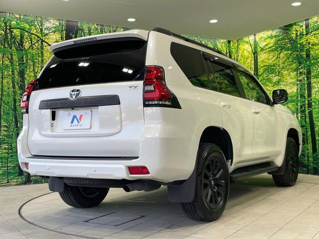 TOYOTA LANDCRUISER PRADO 2023 Image 31